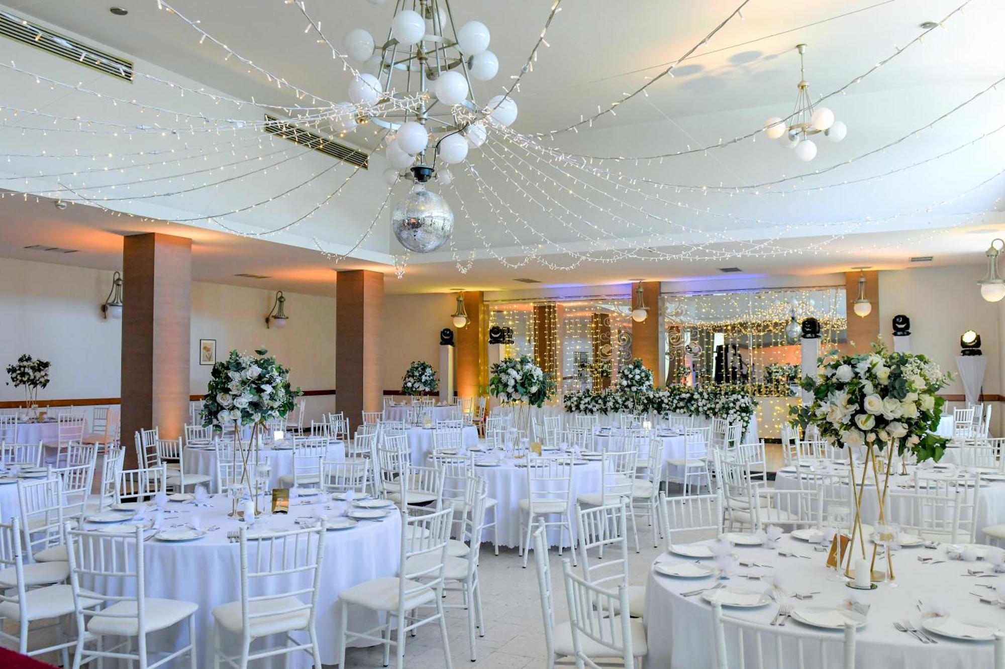 Bačka Palanka Hotel Fontana מראה חיצוני תמונה