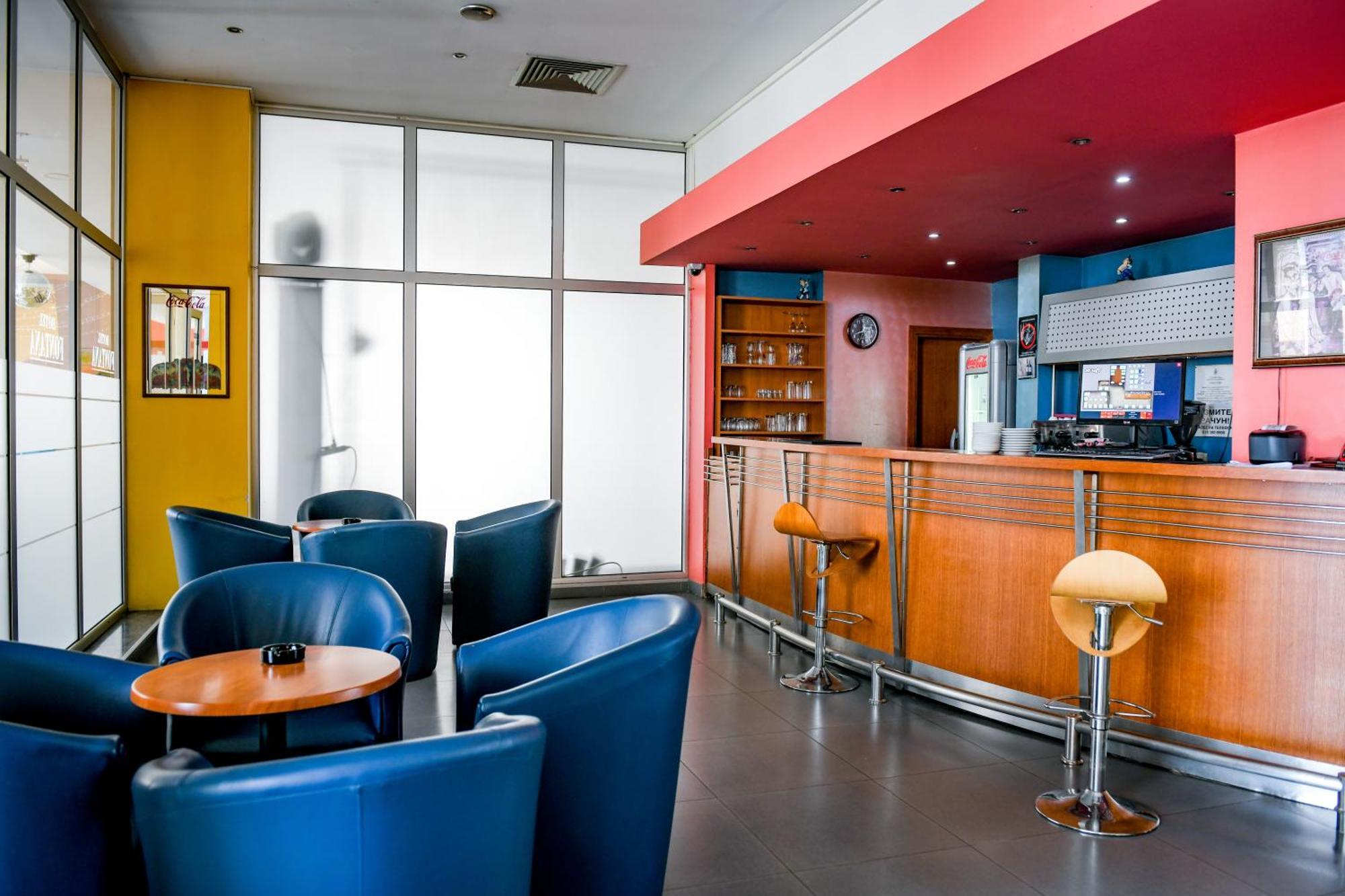 Bačka Palanka Hotel Fontana מראה חיצוני תמונה