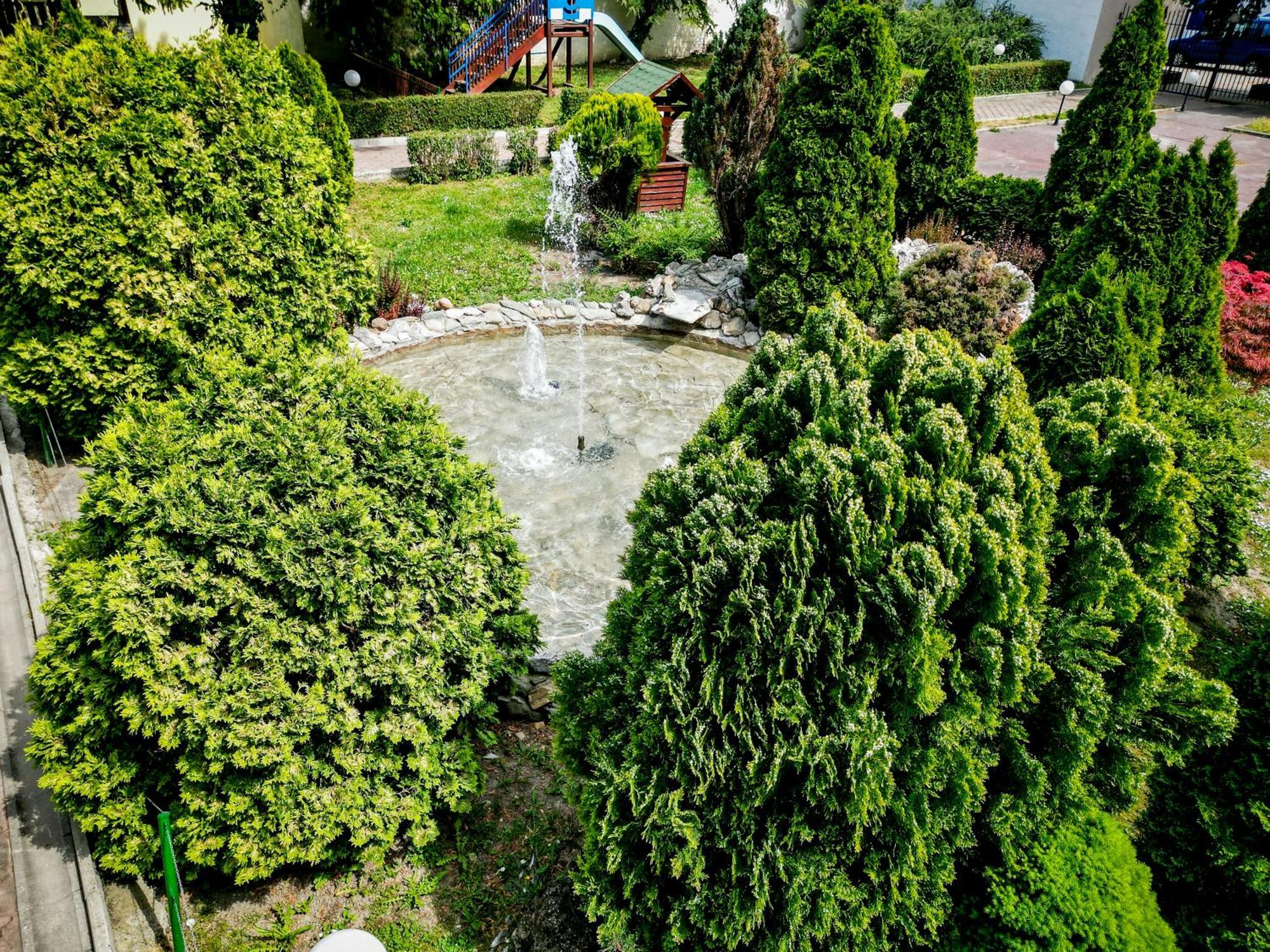 Bačka Palanka Hotel Fontana מראה חיצוני תמונה